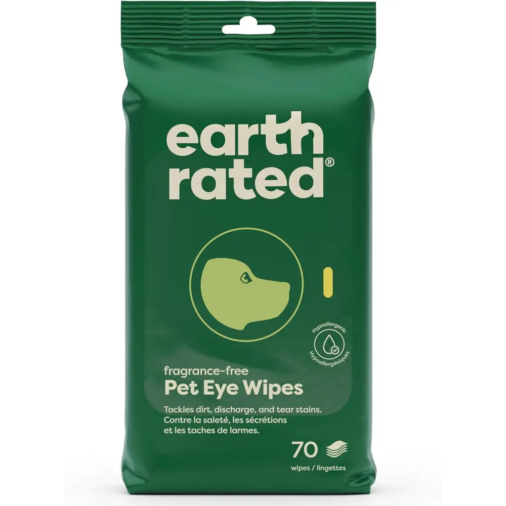 Green package of Earth Rated Hypoallergenic Dog Wipes for odour-controlling grooming